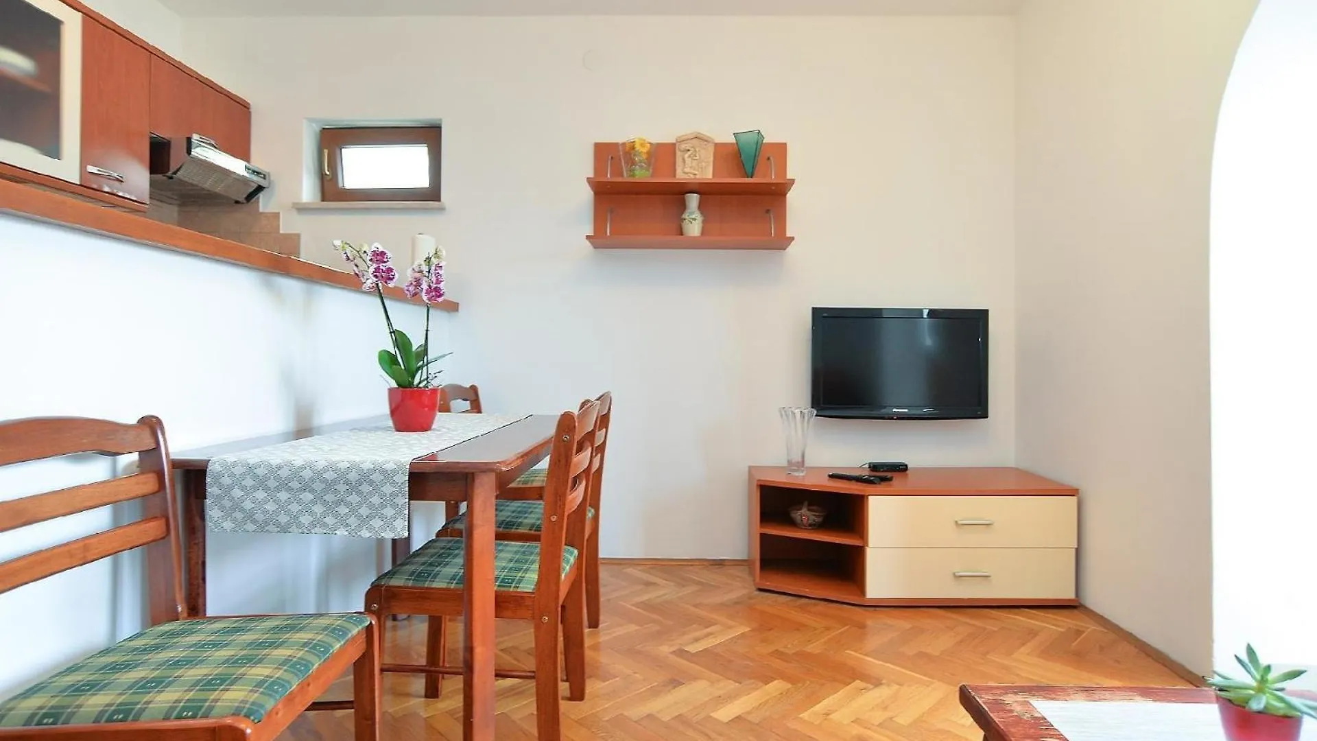 Apartment Ferienwohnung Fuer 4 Personen Ca 50 Qm In Fazana, Istrien Istrische Riviera